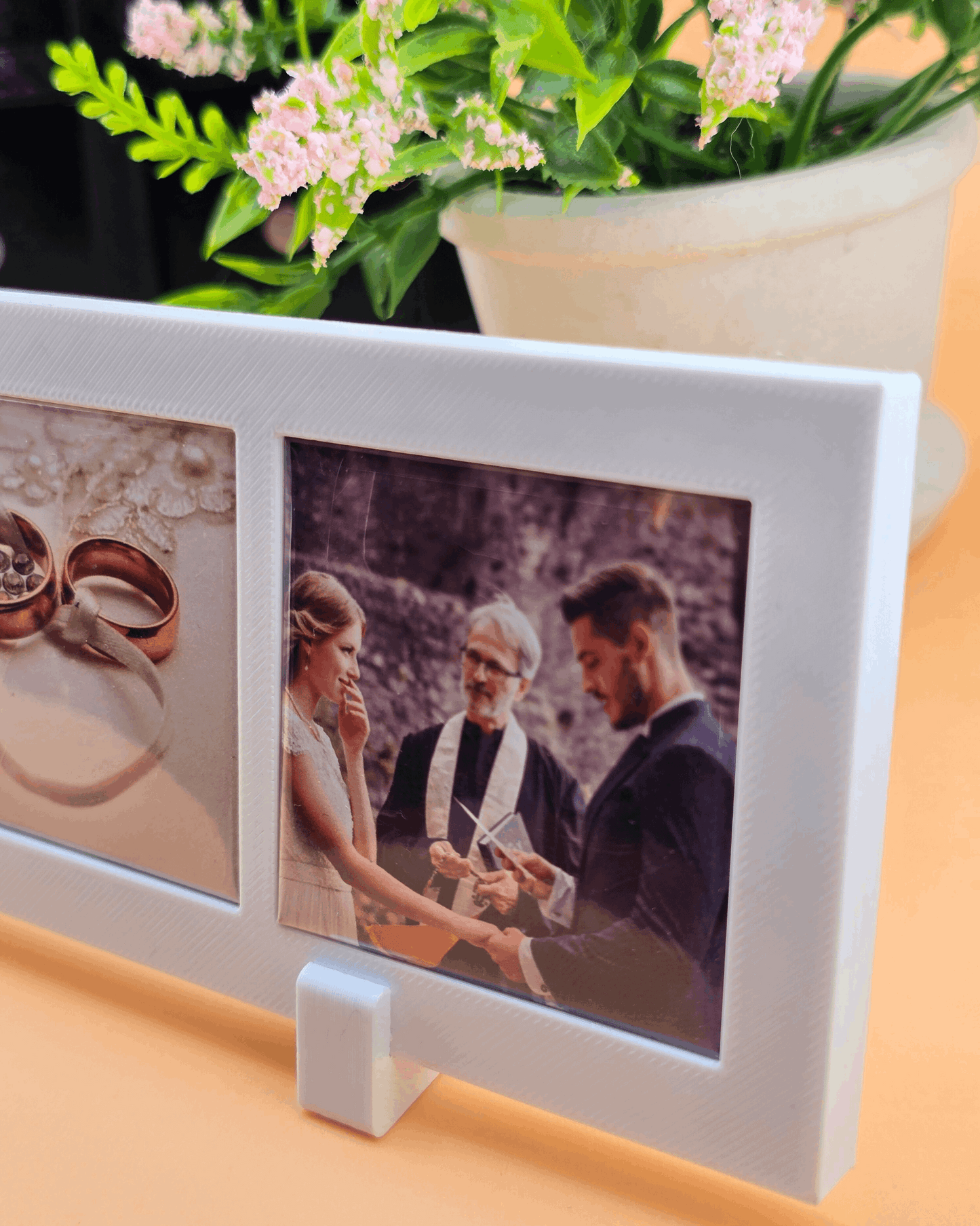 Magnetic Display Frame: Holds 4 Square Magnets