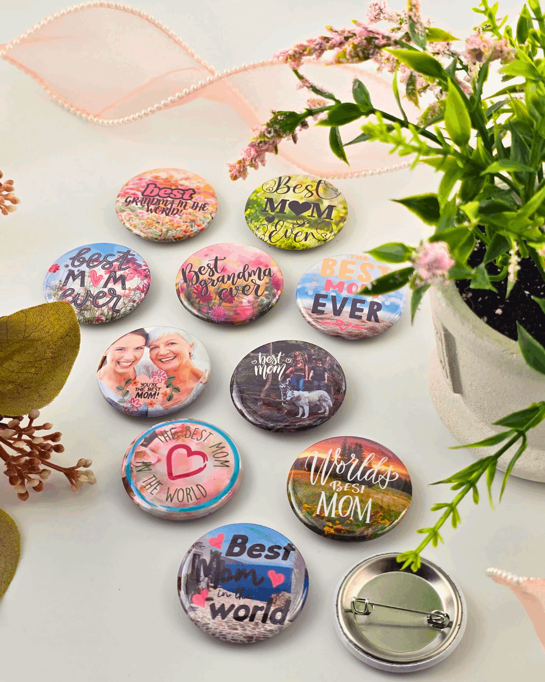 Round Premium "Mothers day" Pin - 1.5"